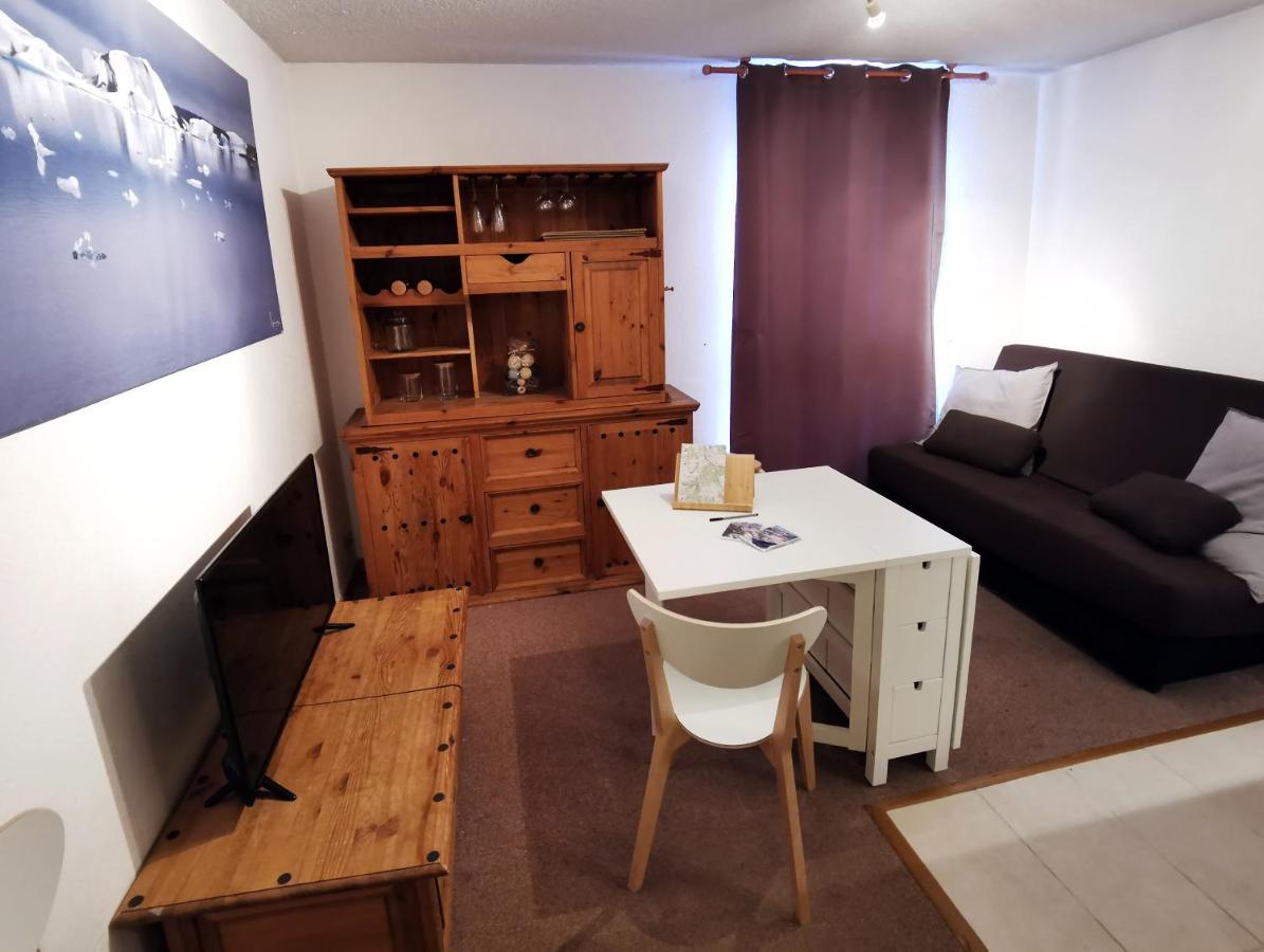 Grand studio 4 à 6 personnes, au pied des pistes Vars  Esterno foto